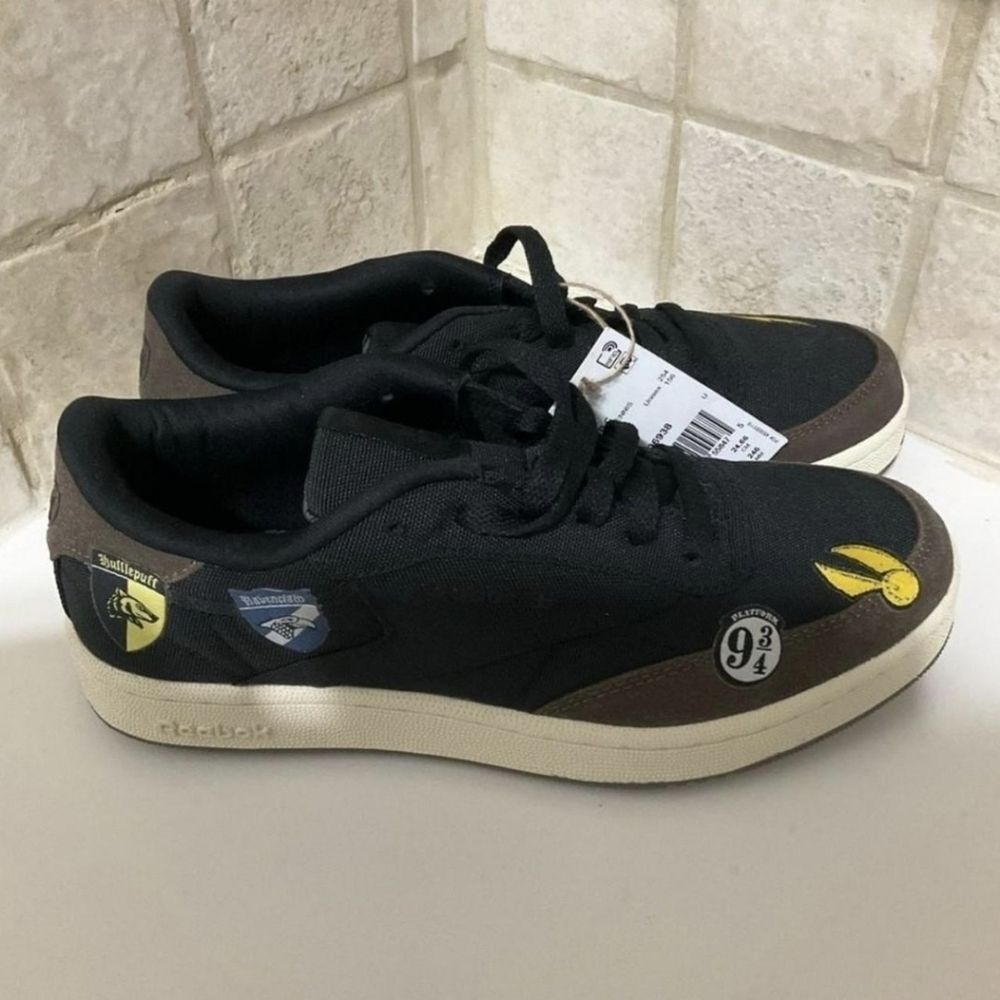 Harry Potter Reebok Limited Edition Shoes Size 6.5 NEW
